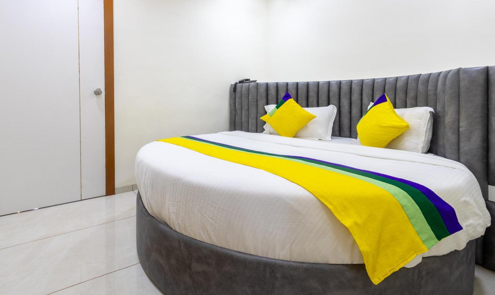 Itsy Hotels Signature, Nehru Nagar Ahmedabad Eksteriør billede