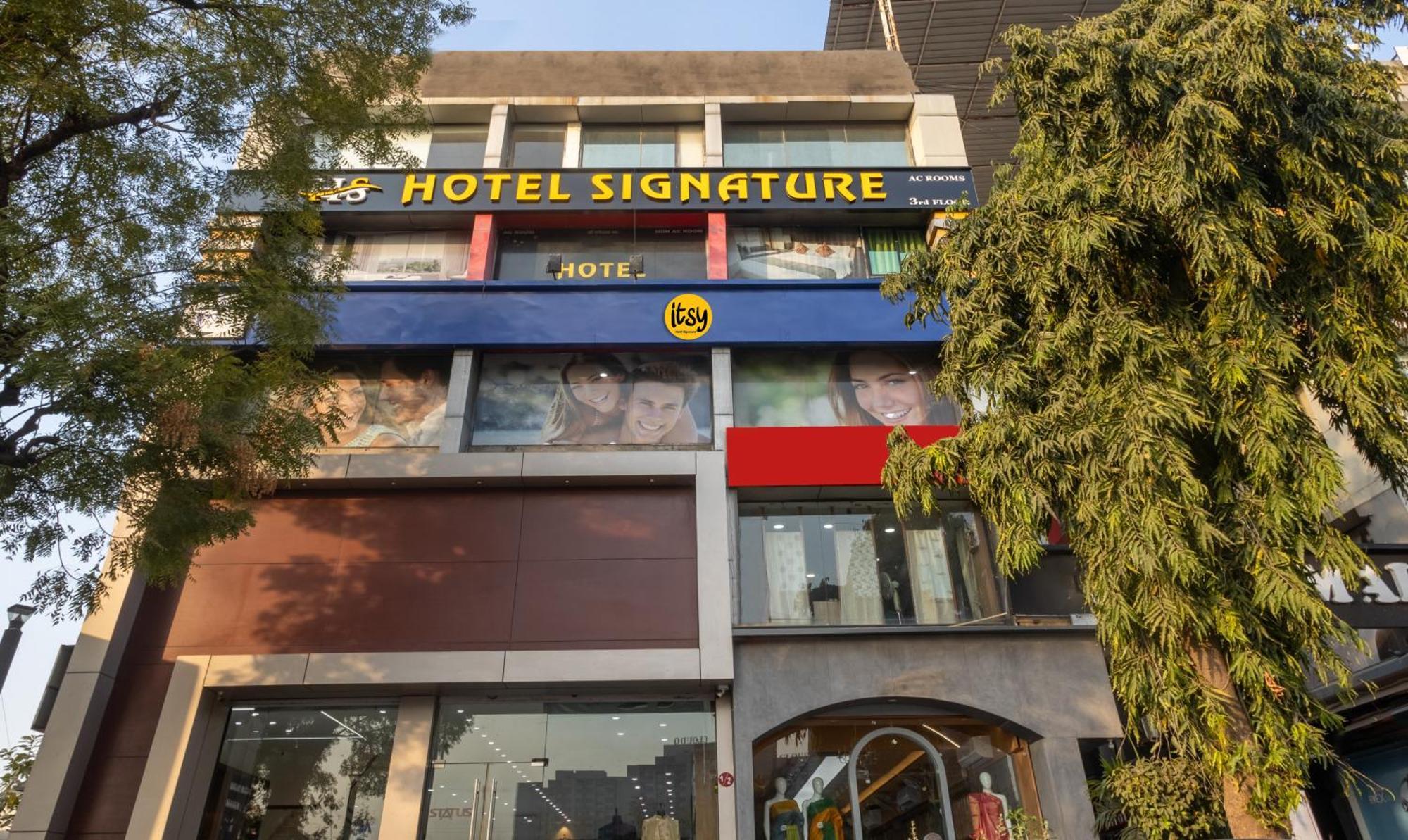 Itsy Hotels Signature, Nehru Nagar Ahmedabad Eksteriør billede